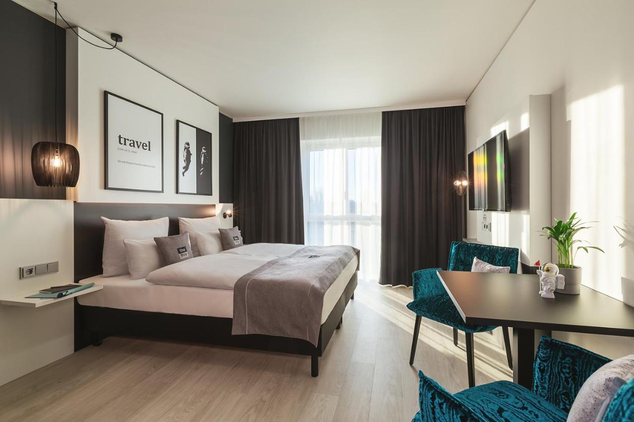 Holiday Inn - The Niu Star Sindelfingen By Ihg Bagian luar foto