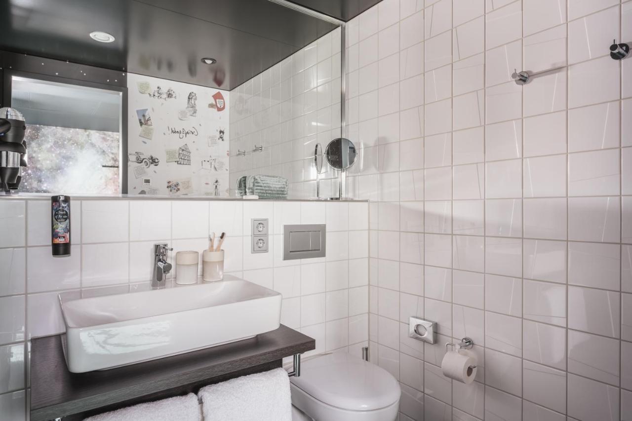 Holiday Inn - The Niu Star Sindelfingen By Ihg Bagian luar foto