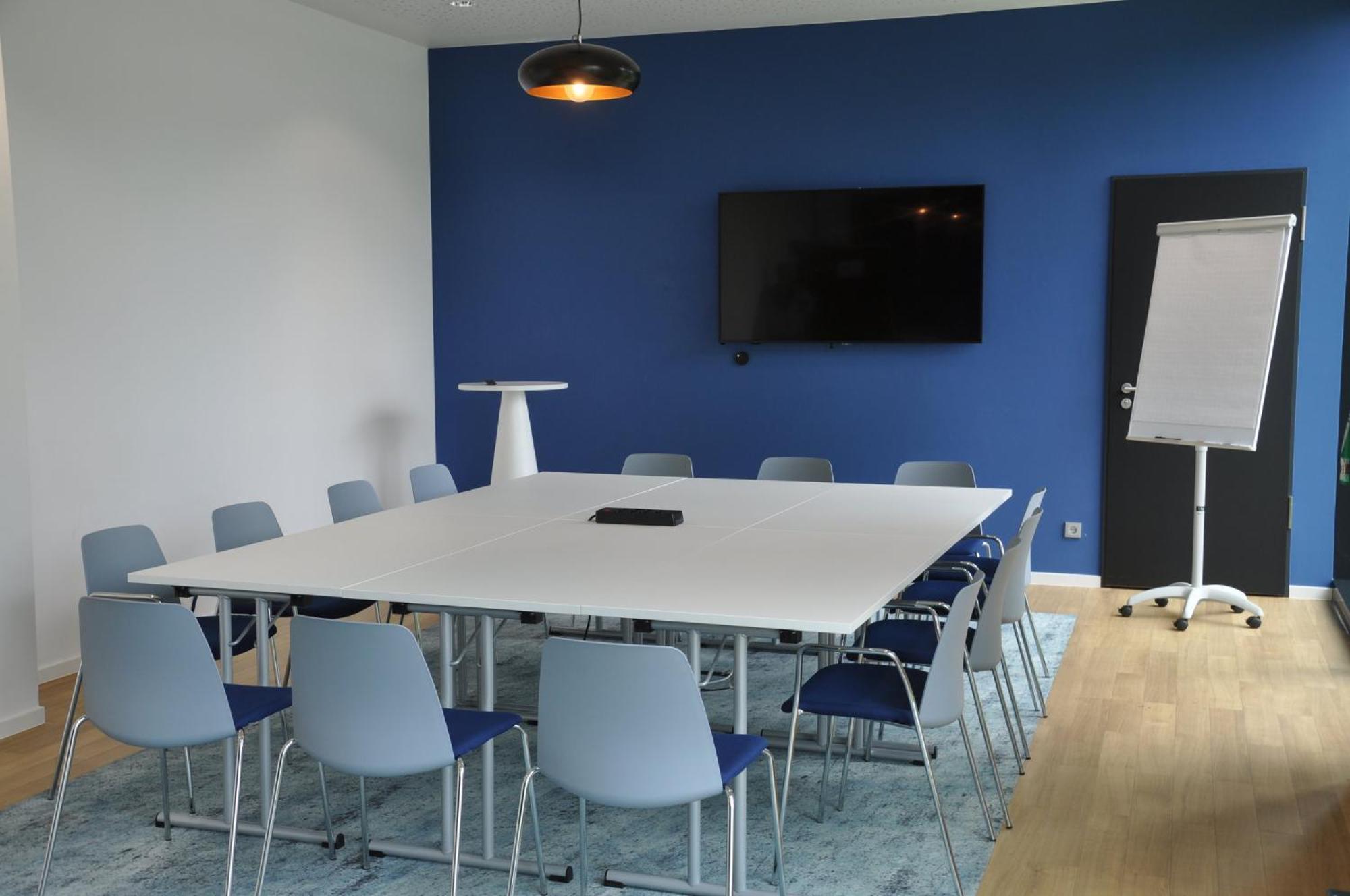 Holiday Inn - The Niu Star Sindelfingen By Ihg Bagian luar foto